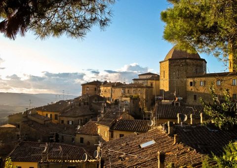 Volterra al atardecer - Andrés Nieto Porras